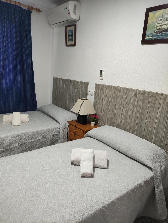 بوساداس Hostal Restaurante Bar Cafeteria La Melchora المظهر الخارجي الصورة