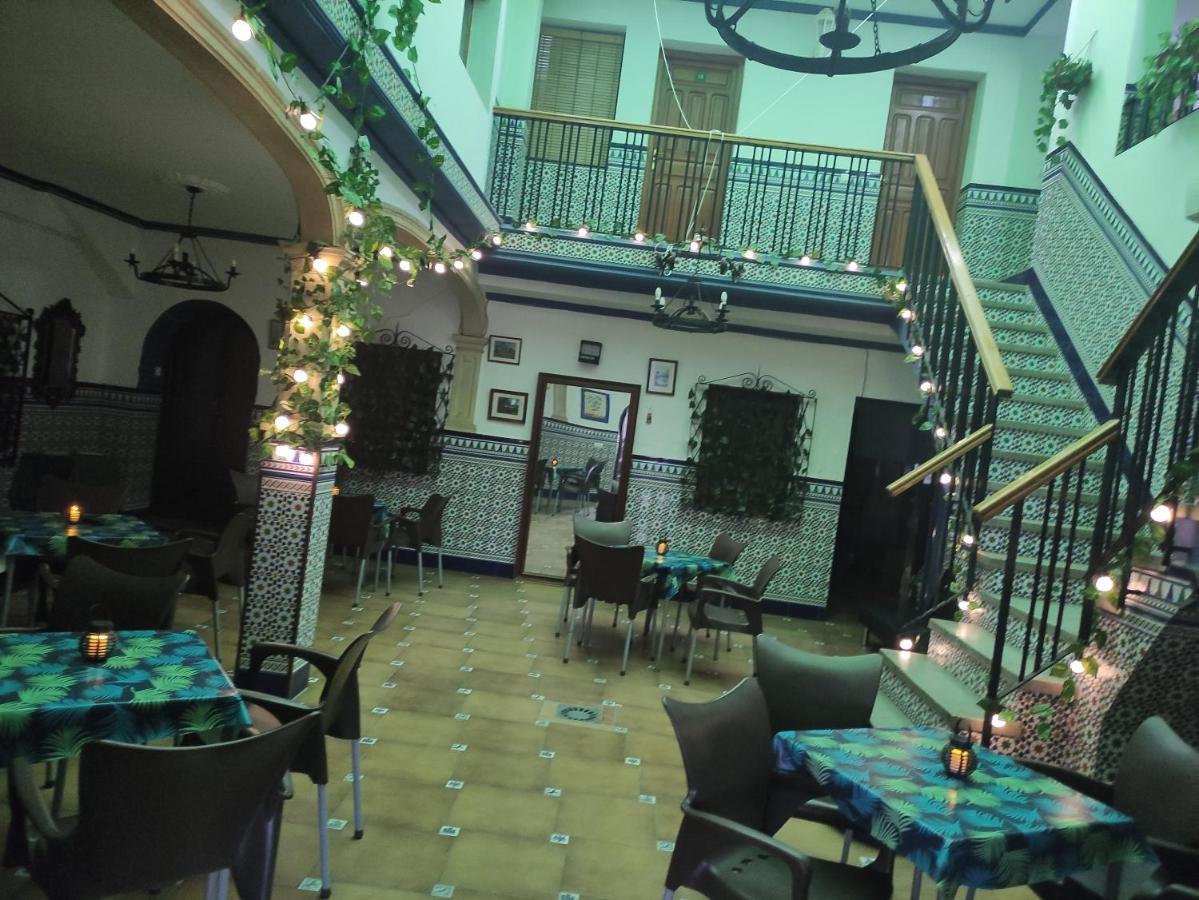 بوساداس Hostal Restaurante Bar Cafeteria La Melchora المظهر الخارجي الصورة